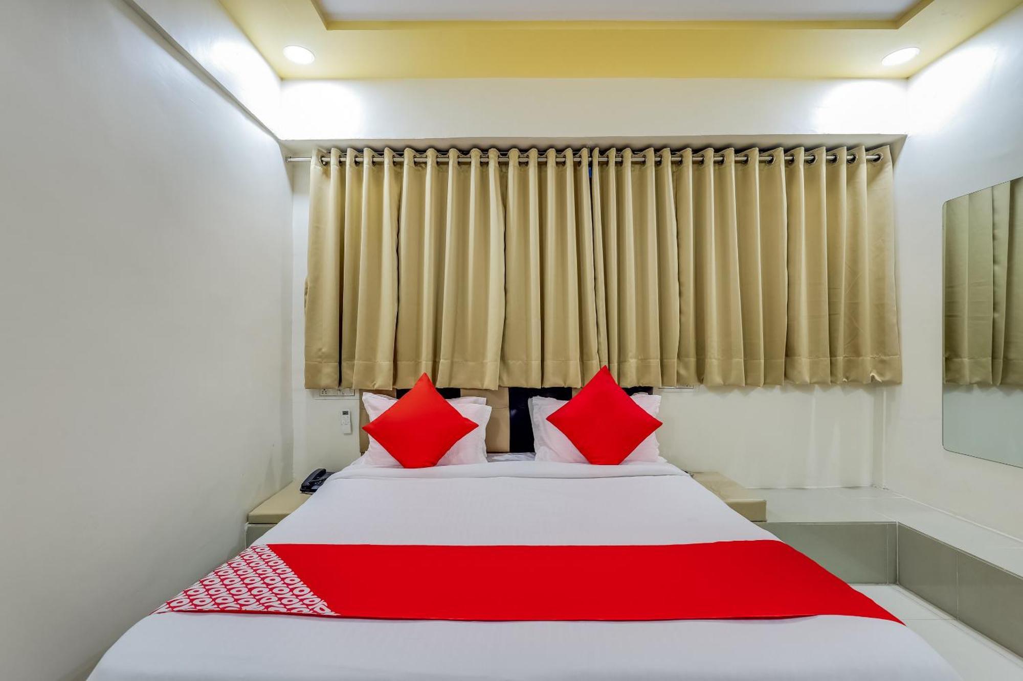 Collection O Hotel Alice Ahmedabad Bagian luar foto