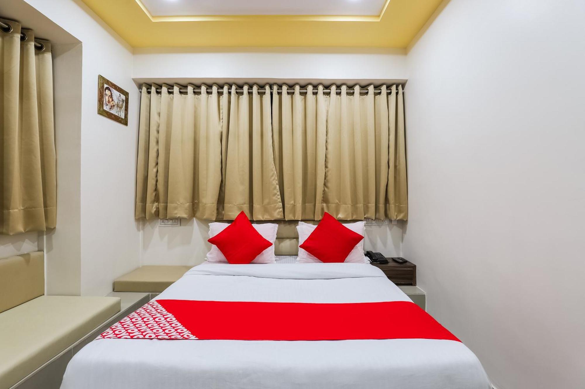 Collection O Hotel Alice Ahmedabad Bagian luar foto