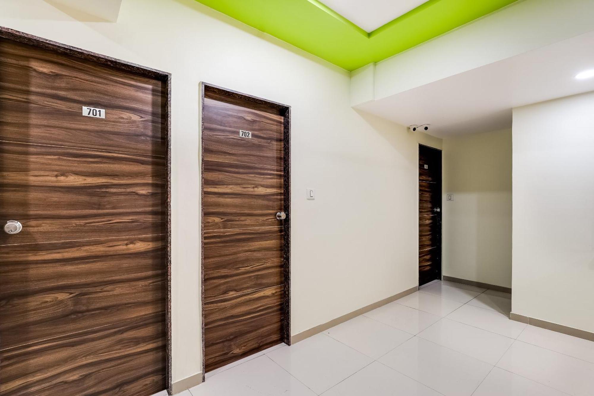 Collection O Hotel Alice Ahmedabad Bagian luar foto